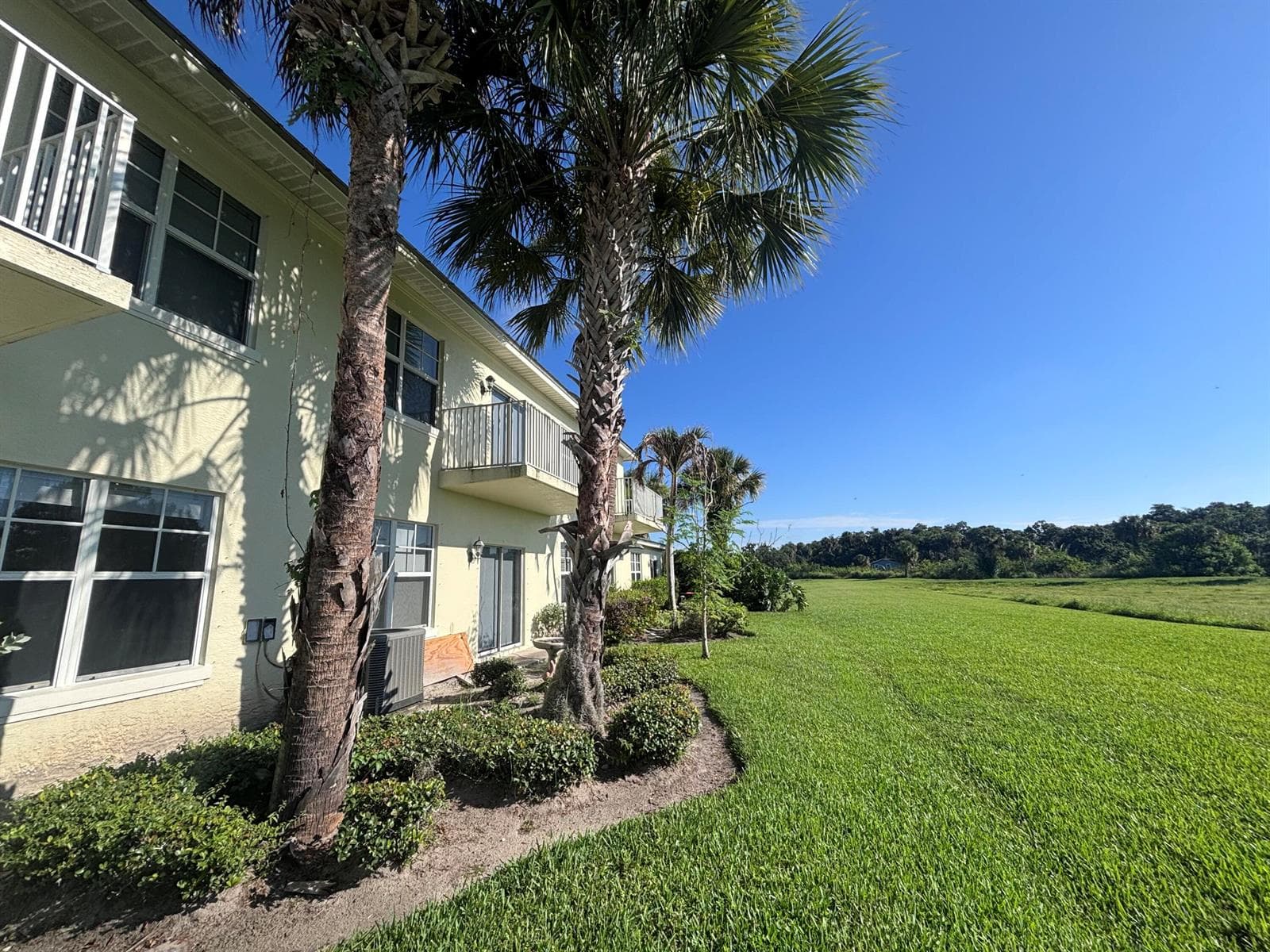 3902 Sabal Way, Fort Pierce, FL 34981 photo 4