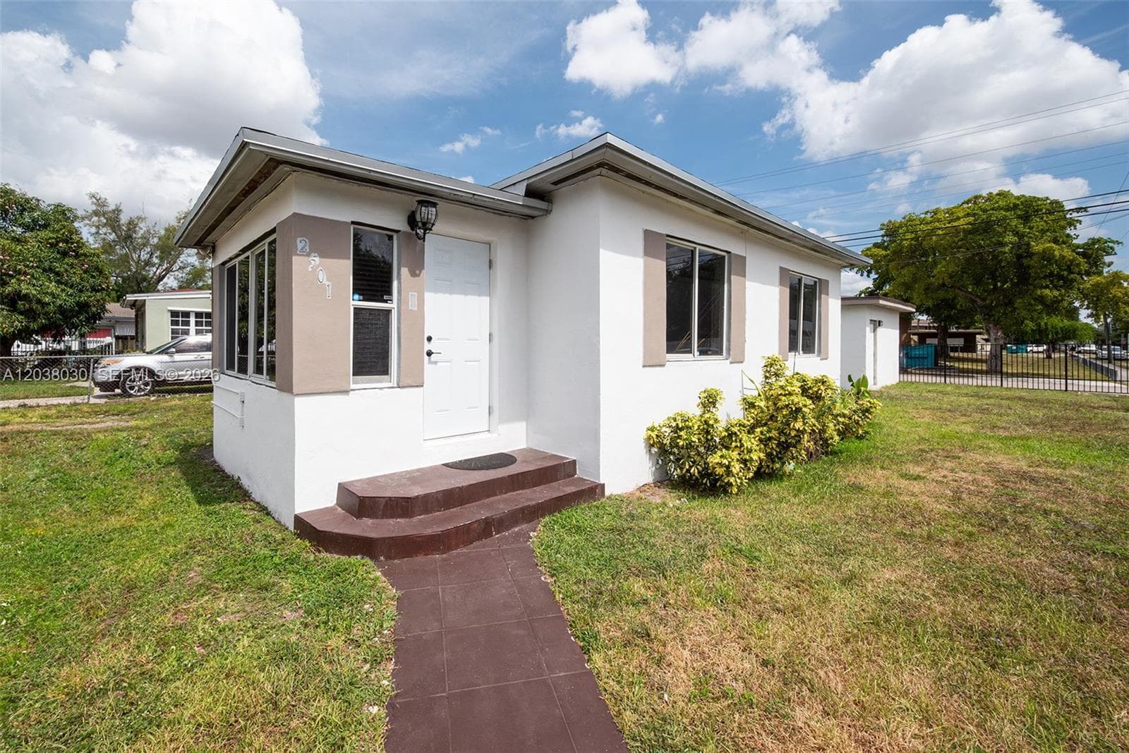 2501 NW 55th Ter, Miami, FL 33142 photo 2