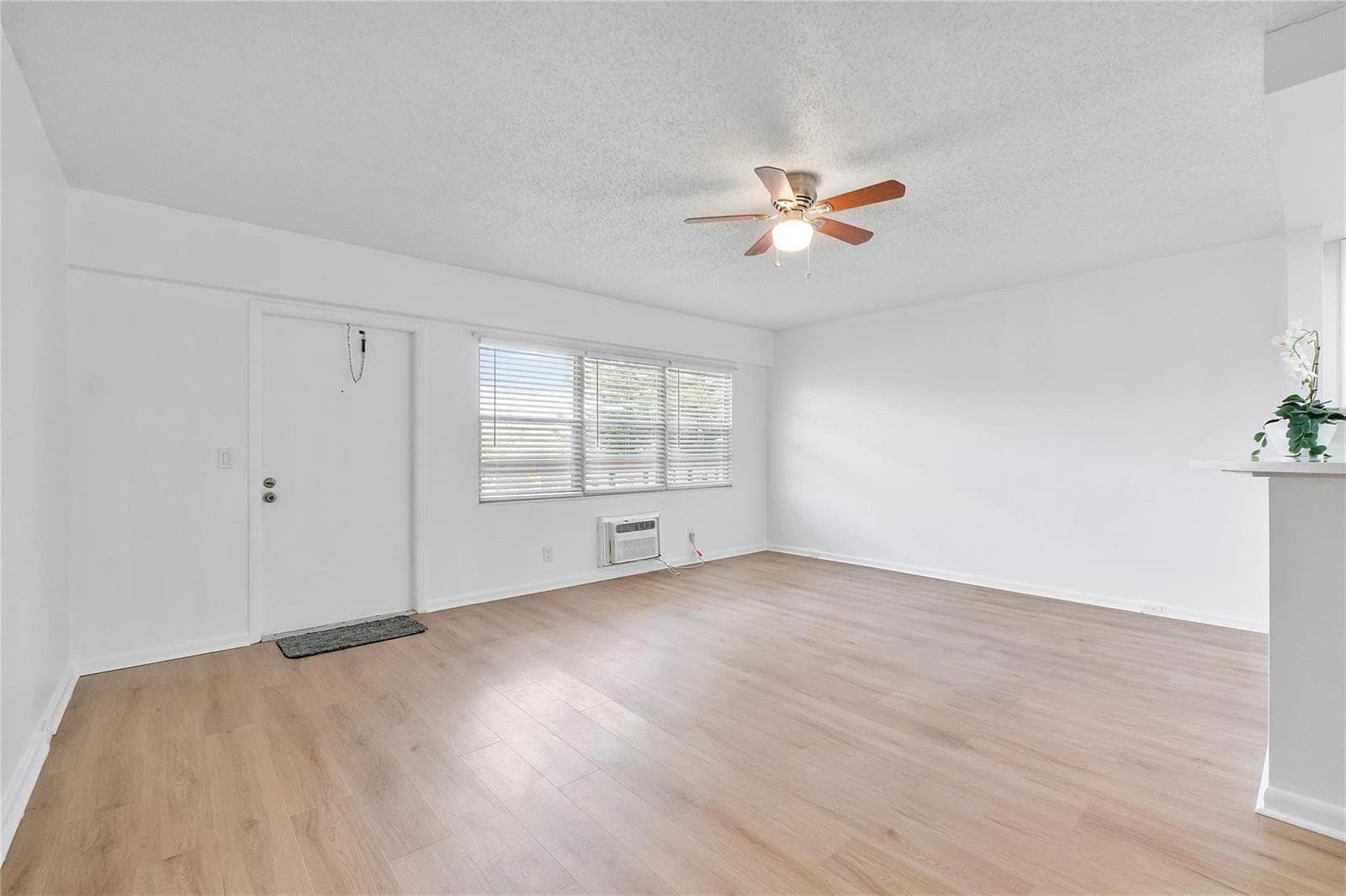 457 Mansfield # 457, Boca Raton, FL 33434 photo 3
