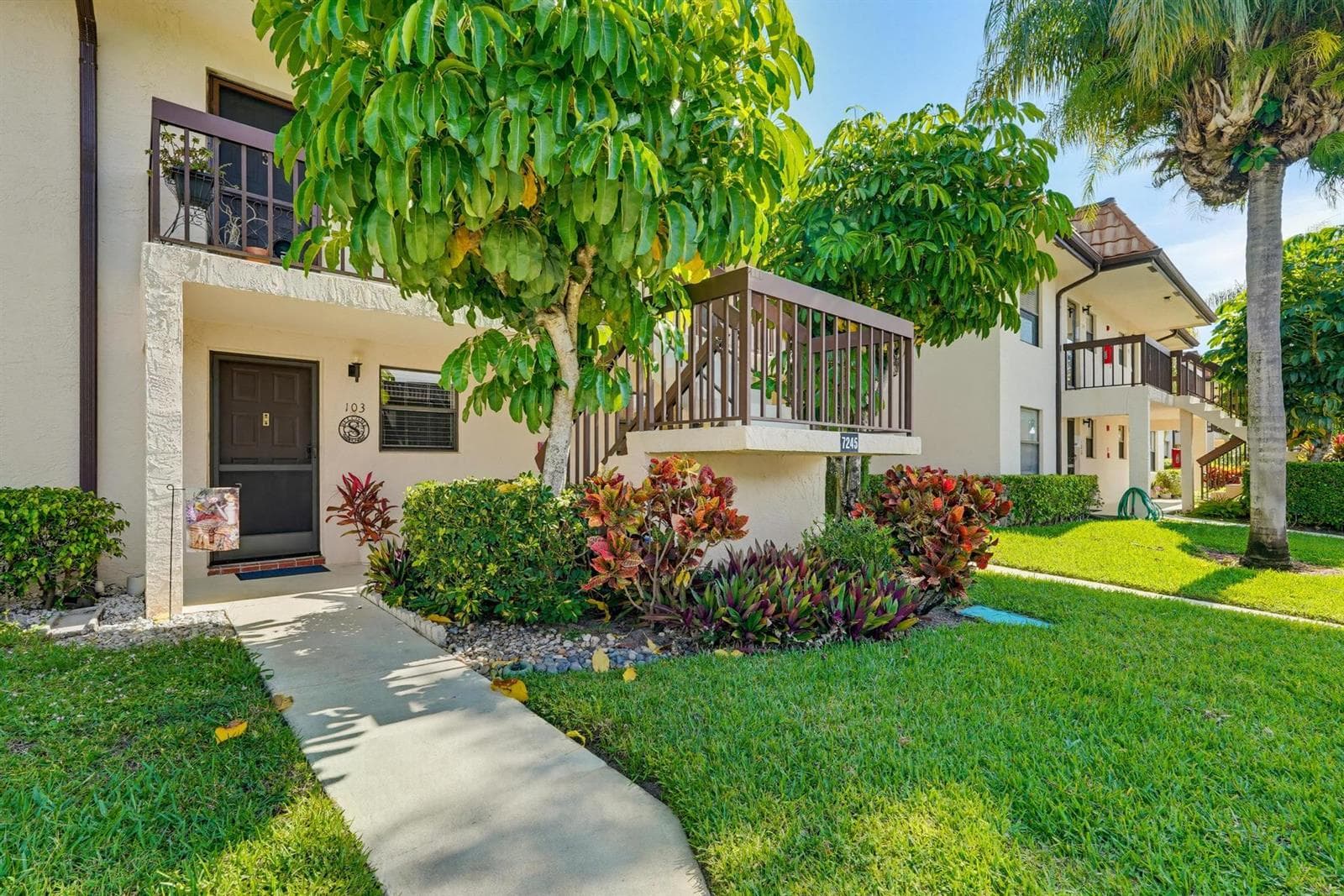 7245 Golf Colony Court # 204, Lake Worth, FL 33467 photo 2