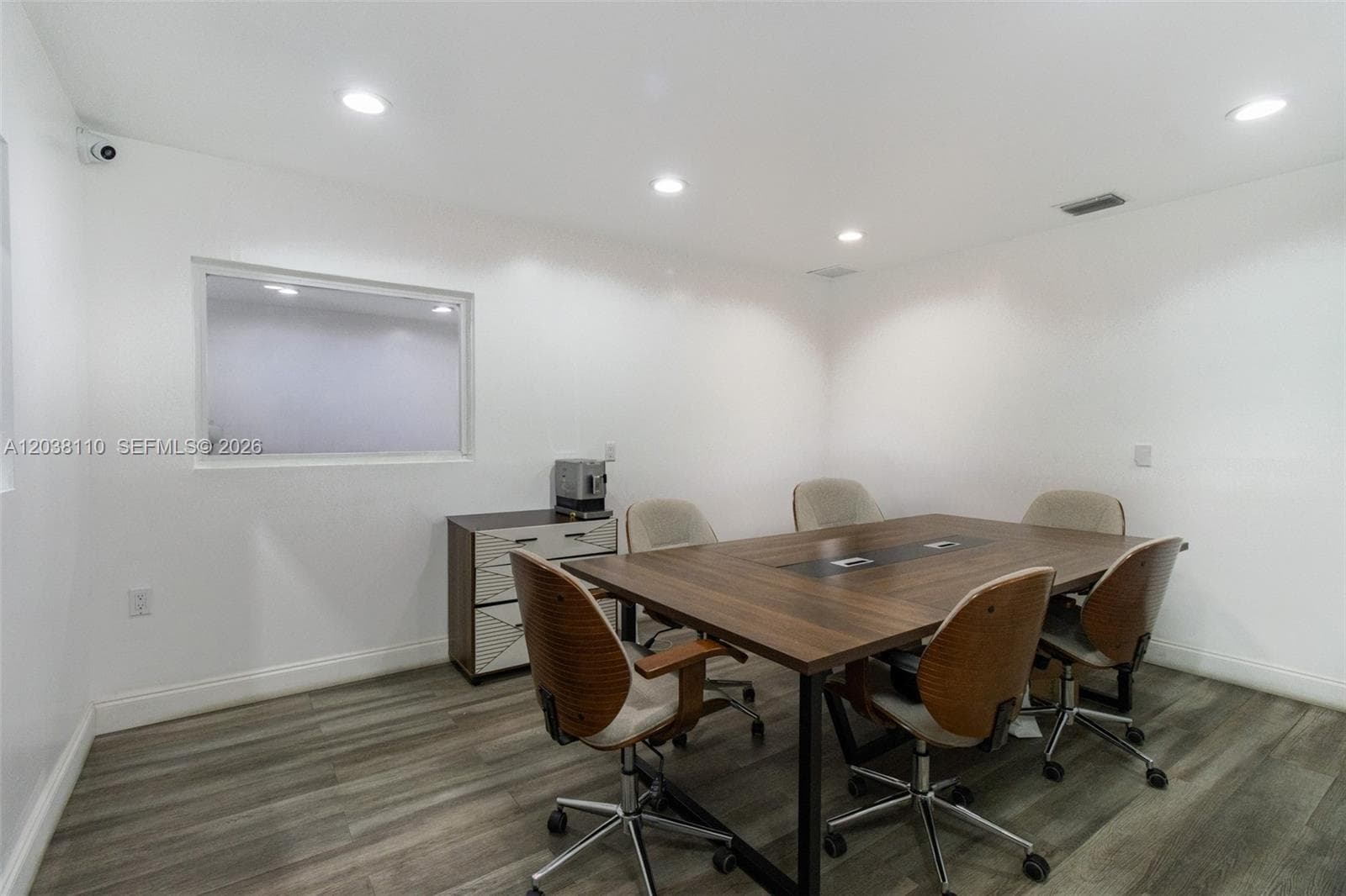 3337 NW 74th Ave # 3337, Miami, FL 33122 photo 2