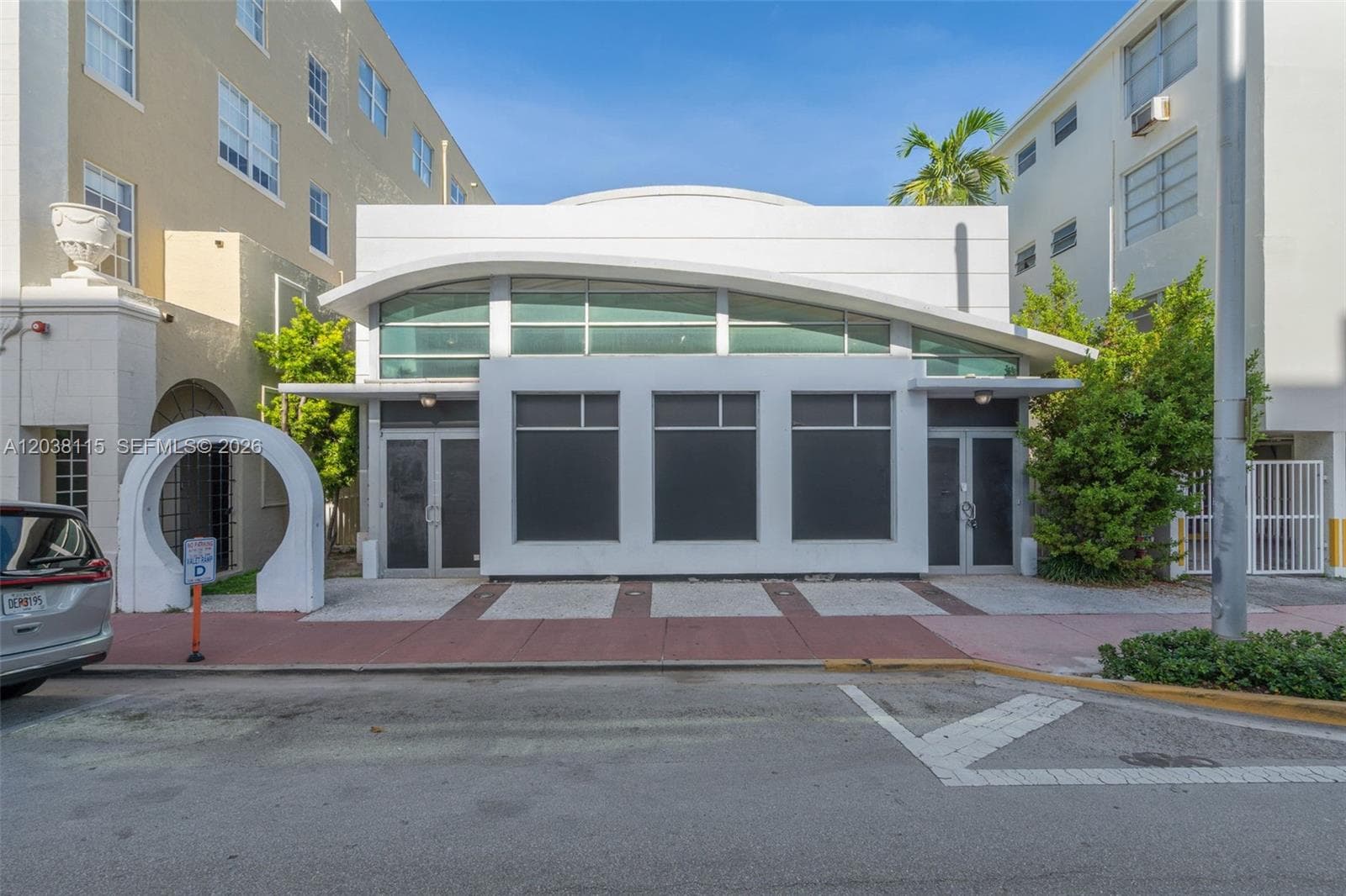 721 Collins Ave, Miami Beach, FL 33139 photo 4