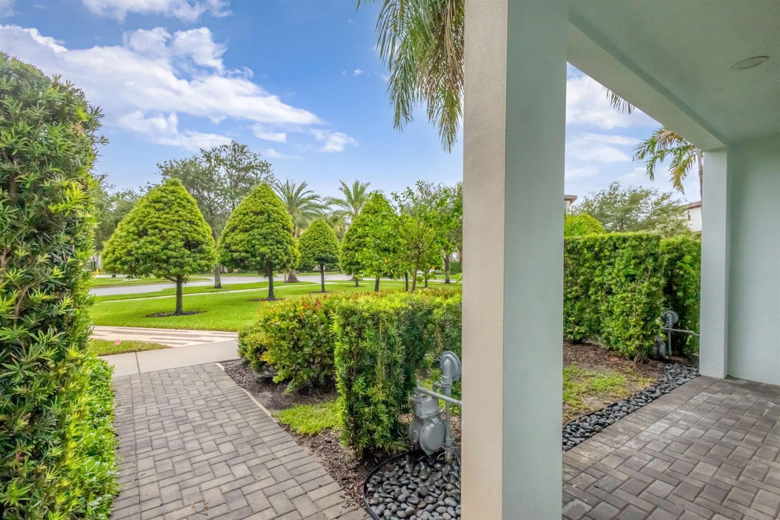 7089 Edison Place, Palm Beach Gardens, FL 33418 photo 3