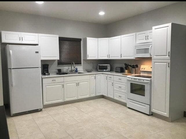 15831 N 44th St Street N, FL 33470 photo 3