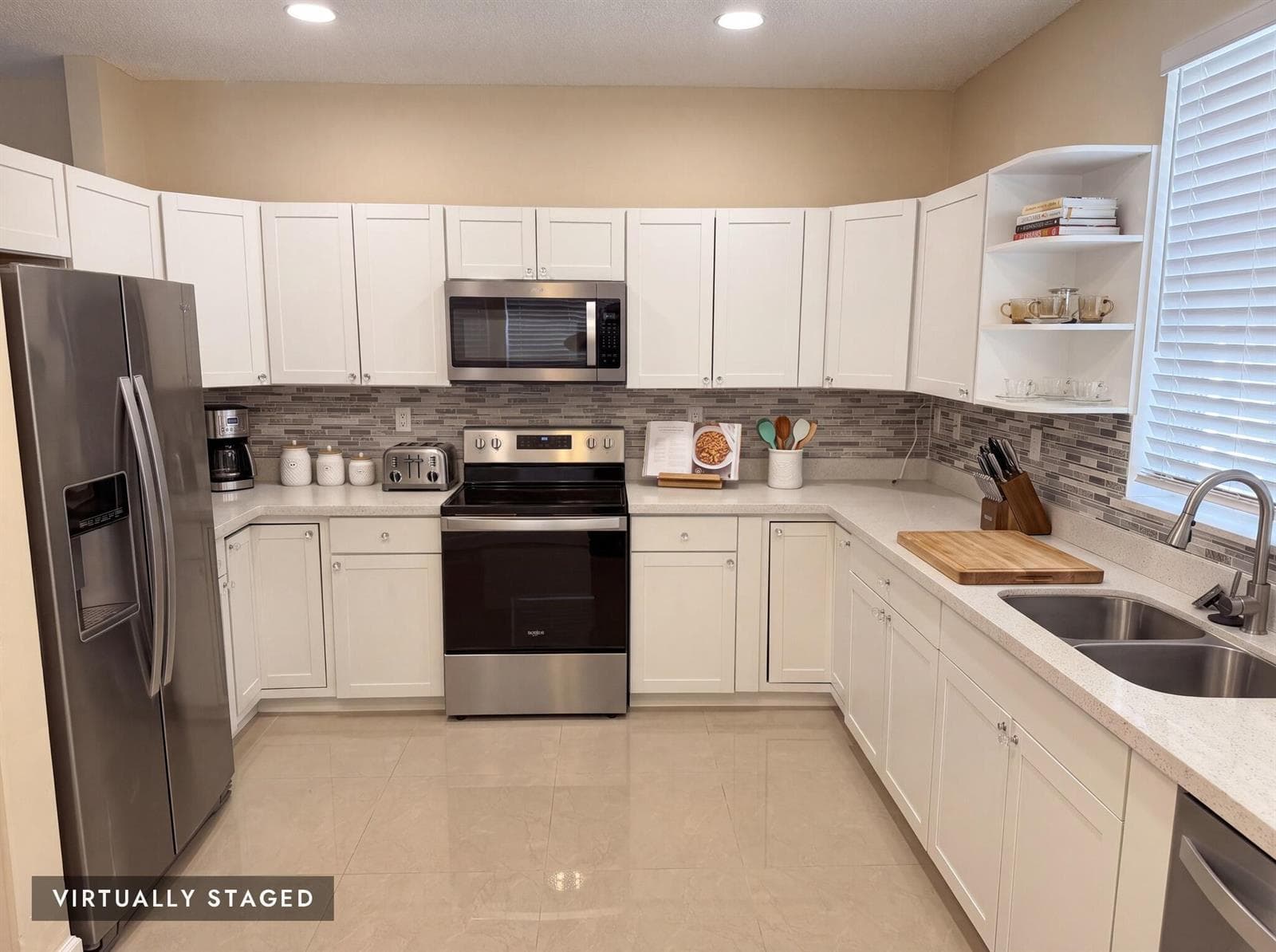 940 Doveplum Court, Hollywood, FL 33019 photo 3