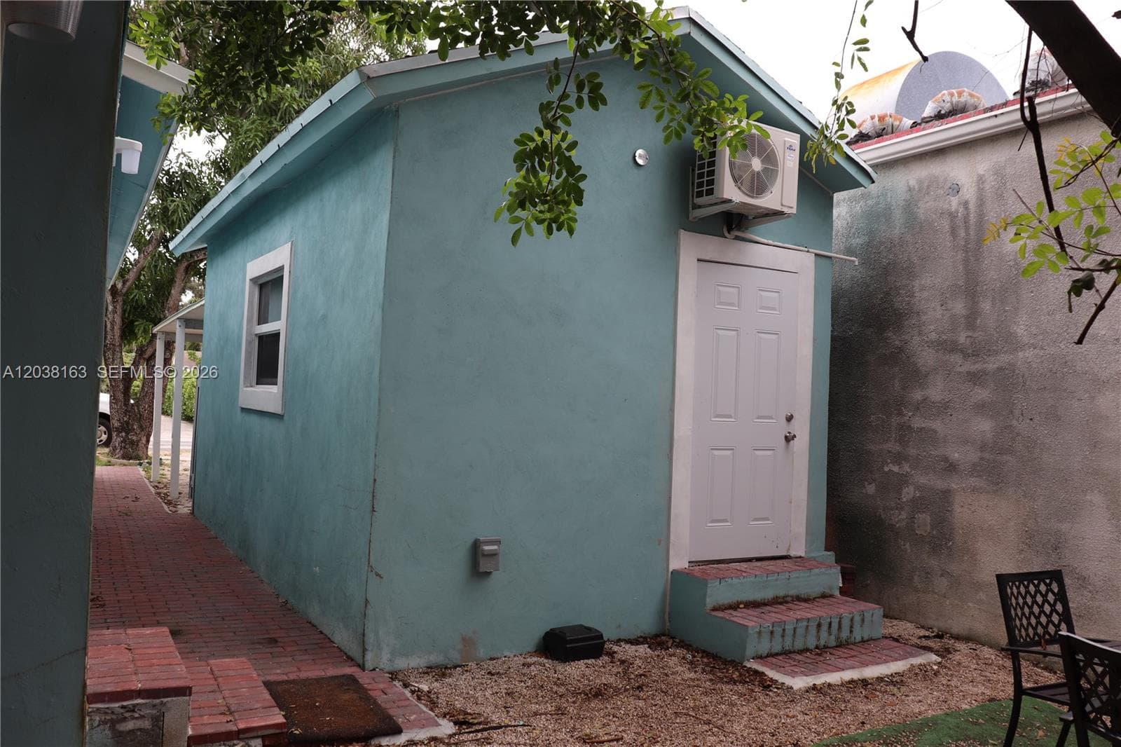 214 SW 2nd Ter, Dania Beach, FL 33004 photo 2
