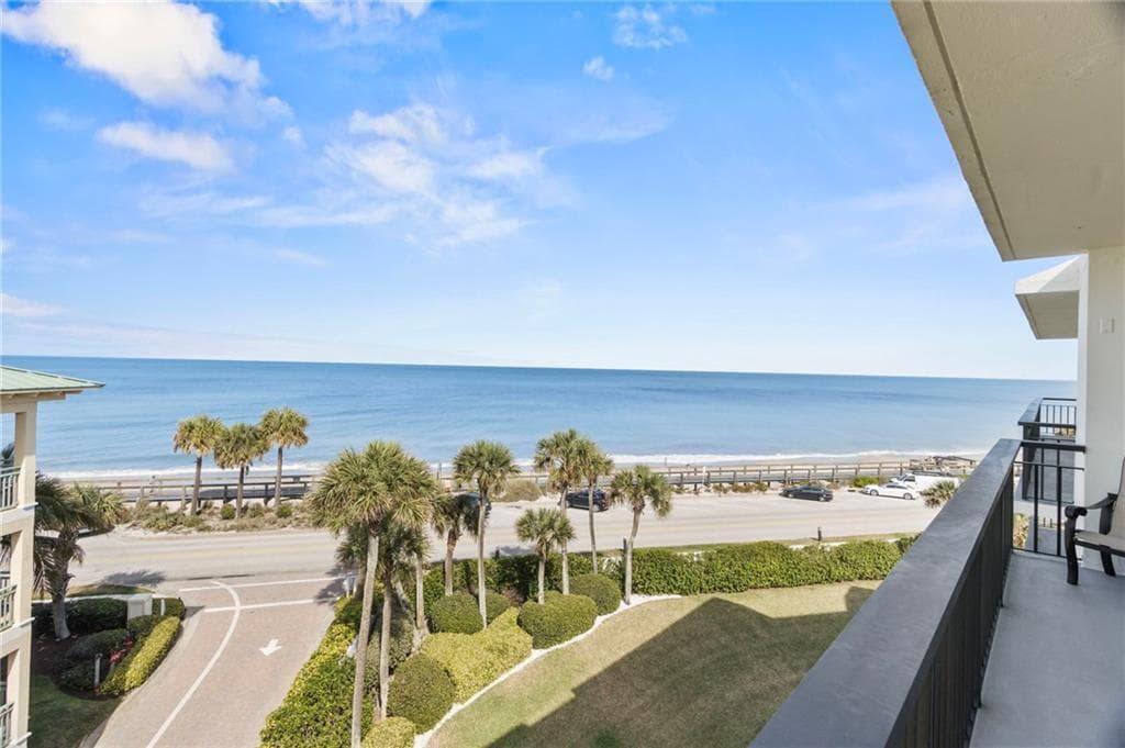 4101 Ocean Drive, Vero Beach, FL 32963 photo 2