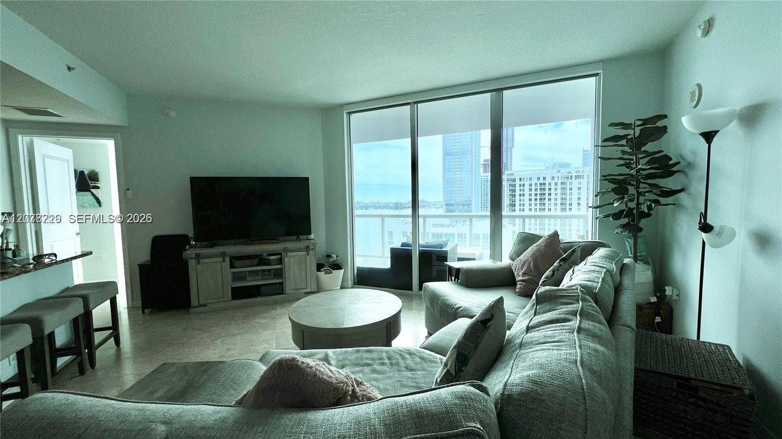 480 NE 30th St # 1603, Miami, FL 33137 photo 3