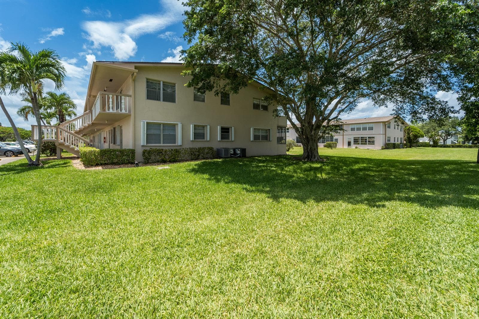 170 Kent J, West Palm Beach, FL 33417 photo 4