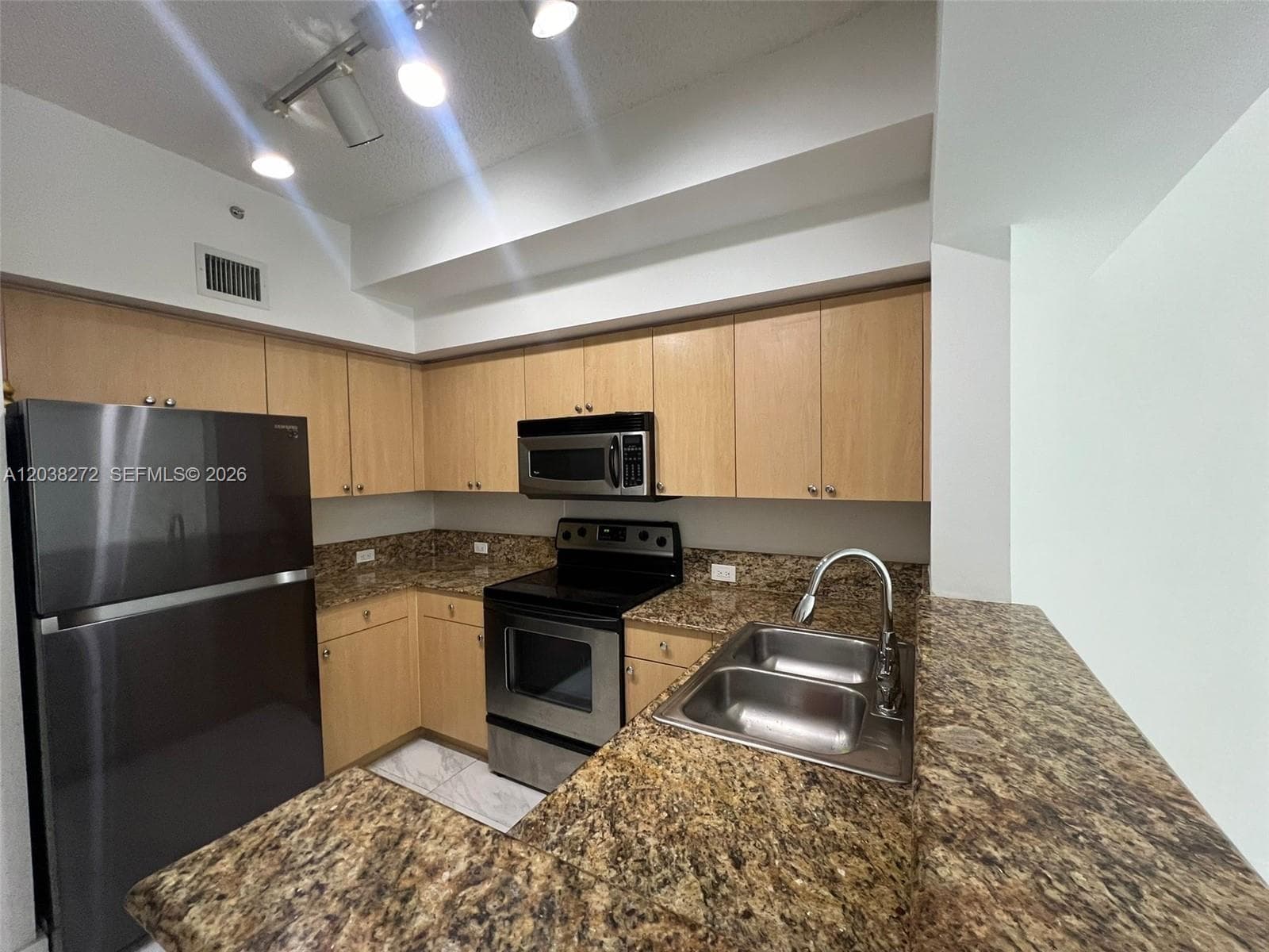 2961 NE 185th St # 1601, Aventura, FL 33180 photo 5