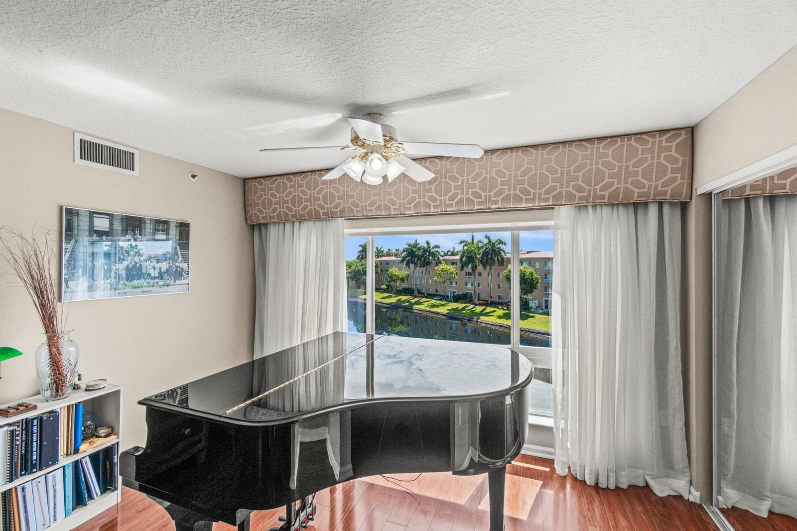 12560 Majesty Circle # 401, Boynton Beach, FL 33437 photo 2