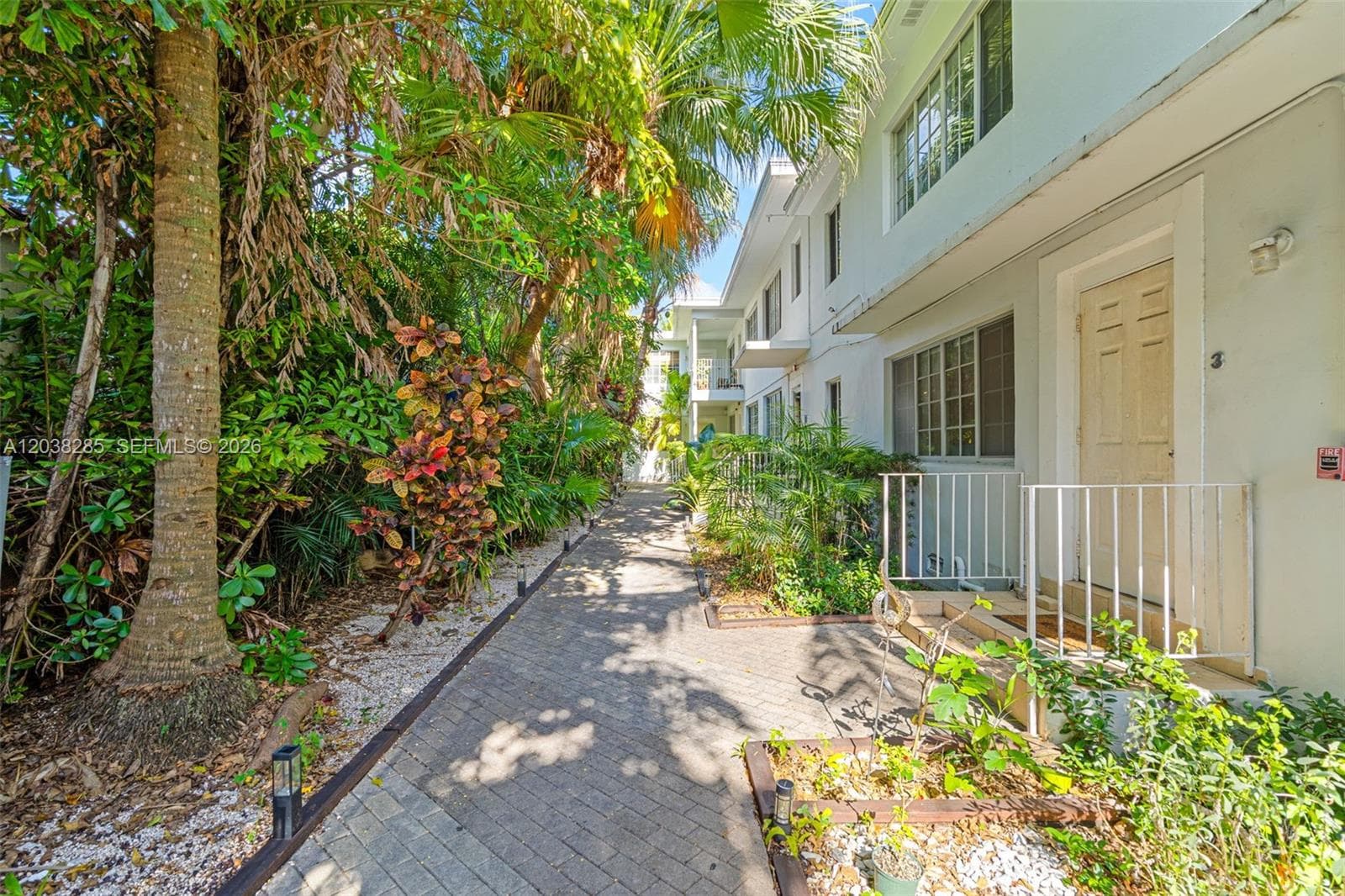 840 Lenox Ave # 3, Miami Beach, FL 33139 photo 2