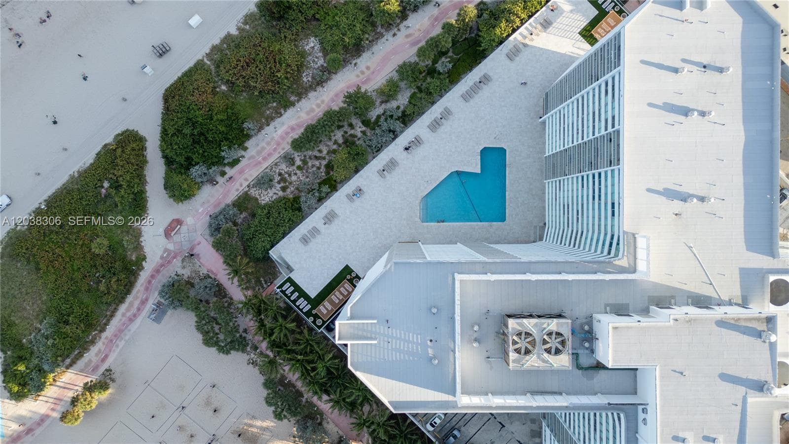 7135 Collins Ave # 1216, Miami Beach, FL 33141 photo 5