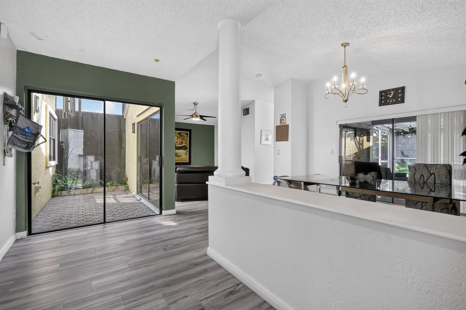 1055 NW 18th Avenue, Delray Beach, FL 33445 photo 4