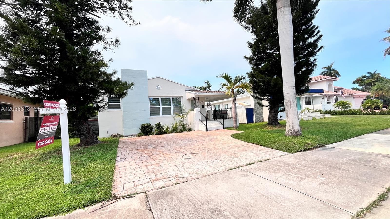 1031 Hollywood Blvd, Hollywood, FL 33019 photo 2