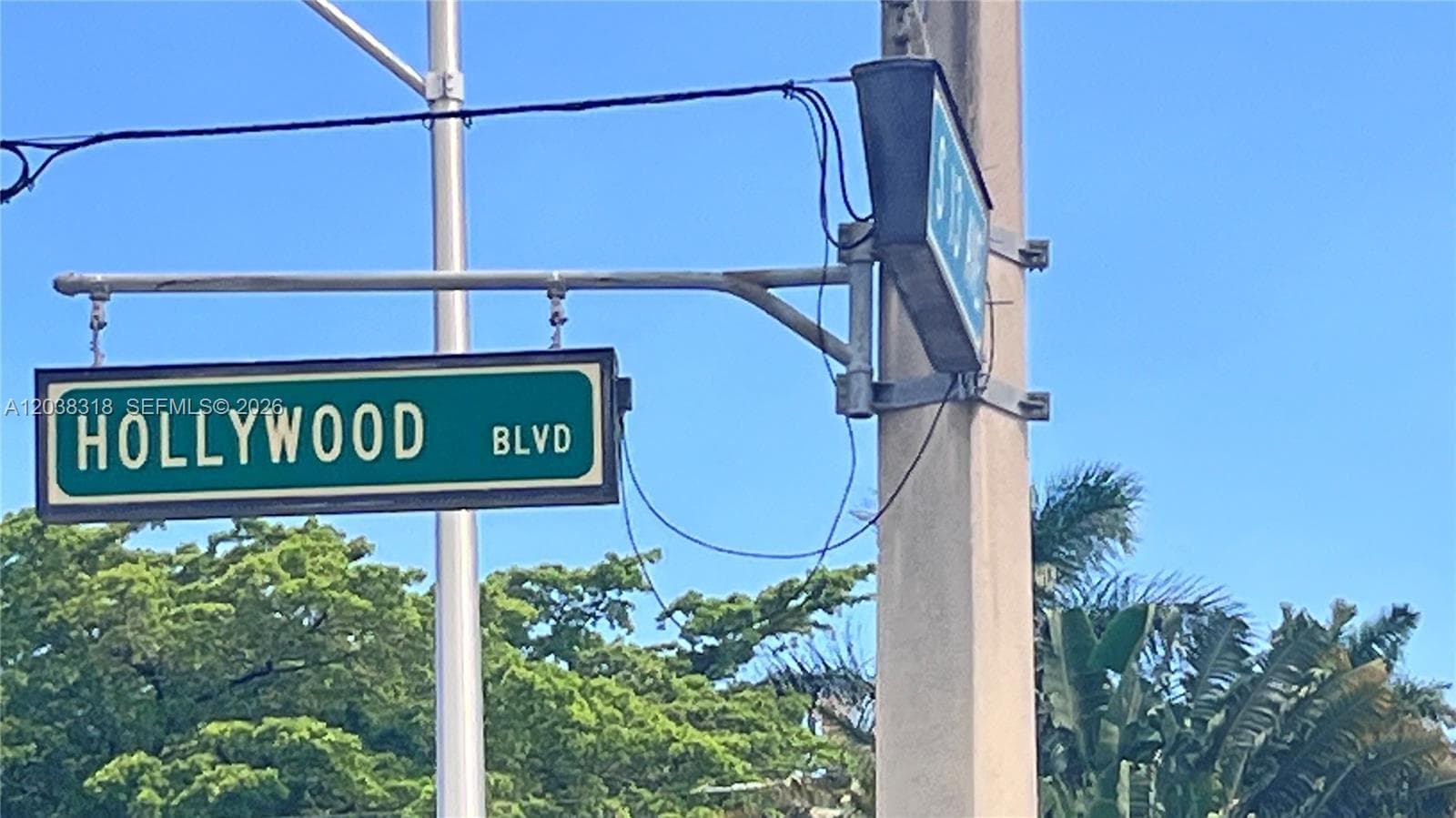 1031 Hollywood Blvd, Hollywood, FL 33019 photo 3