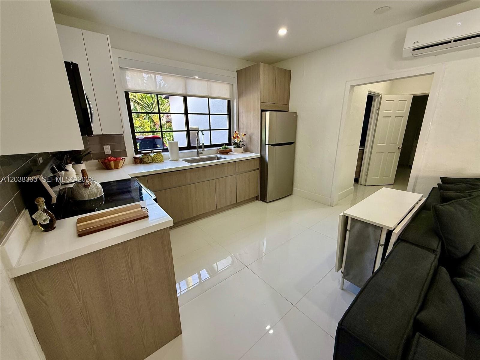 733 Michigan Ave # 9, Miami Beach, FL 33139 photo 4