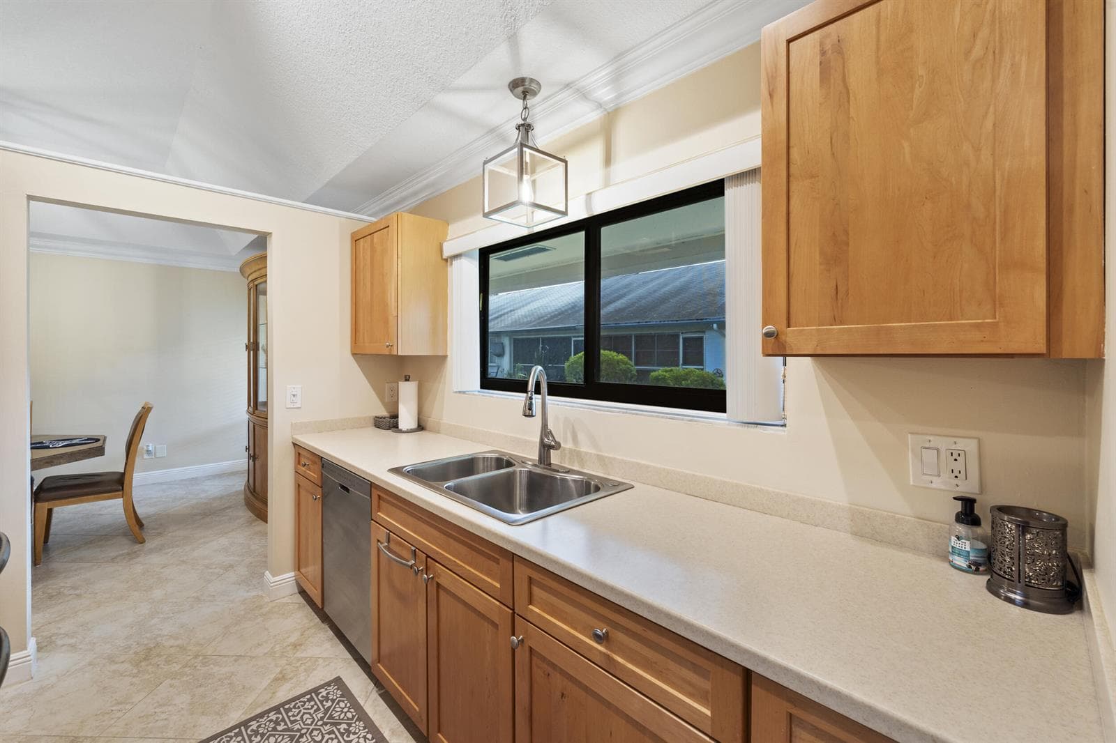 109 Half Moon Circle # C, Jupiter, FL 33458 photo 2