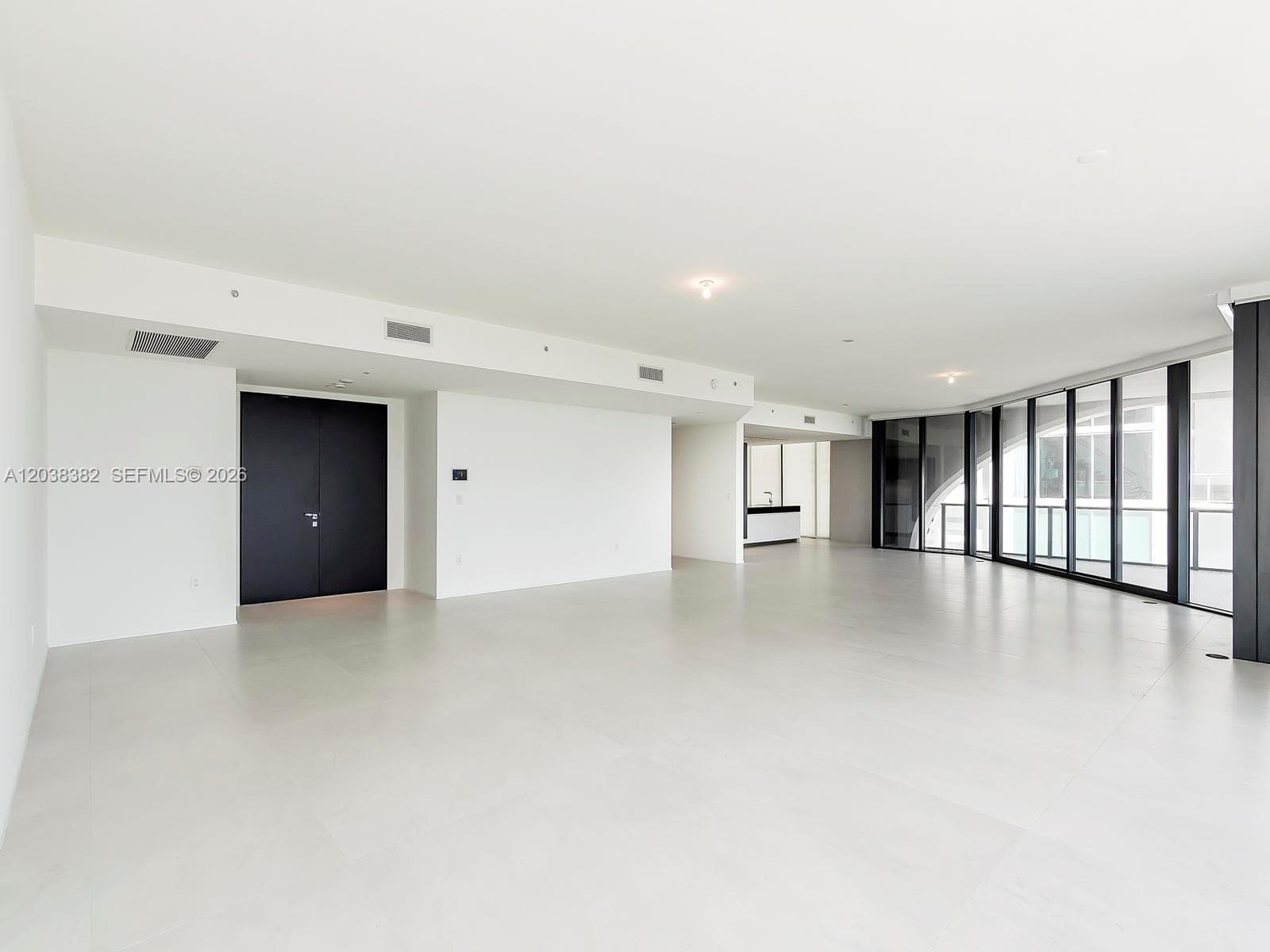 1000 Biscayne Blvd # 2002, Miami, FL 33132 photo 3