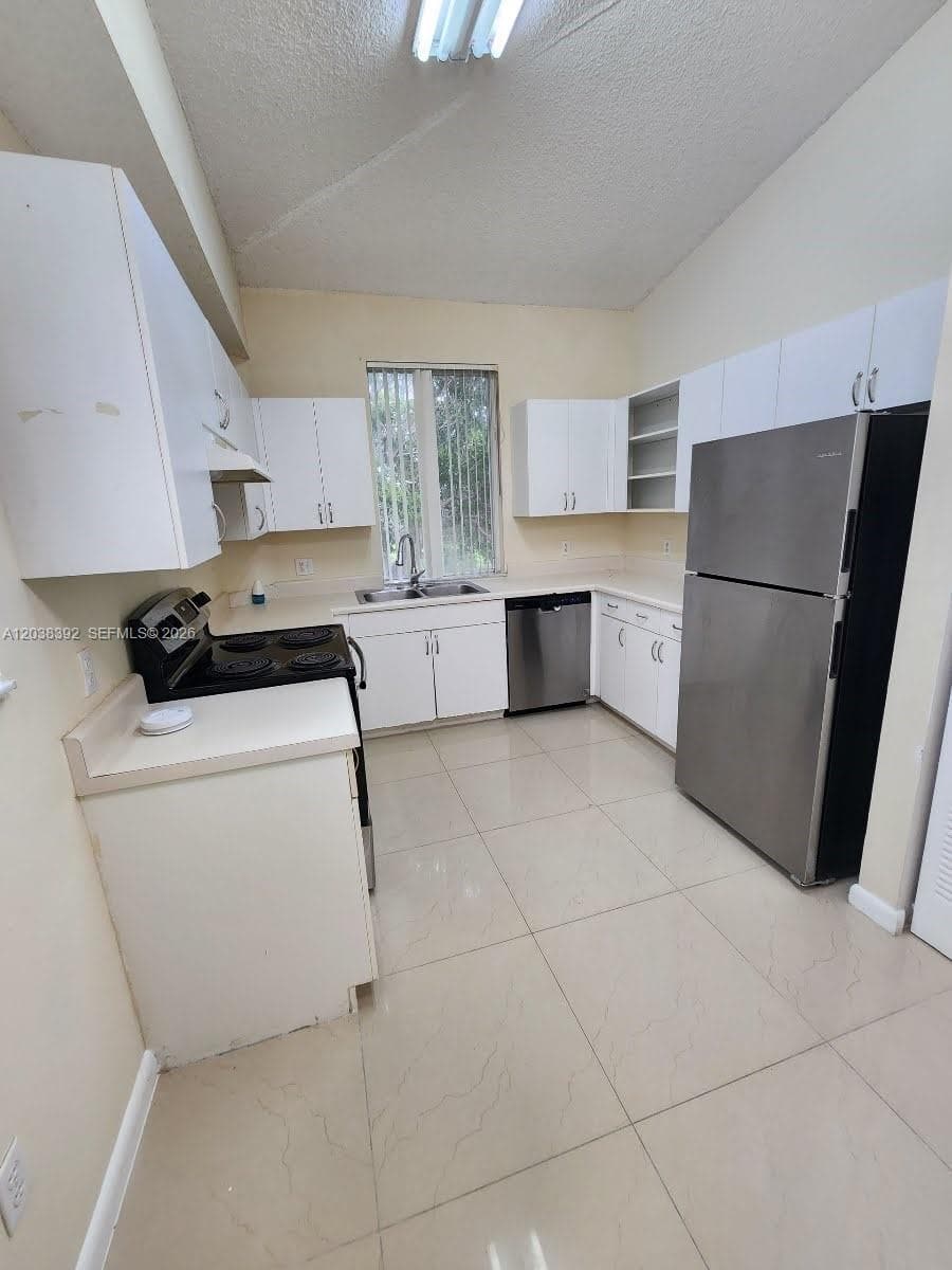 6992 SW 39th St # I101, Davie, FL 33314 photo 2