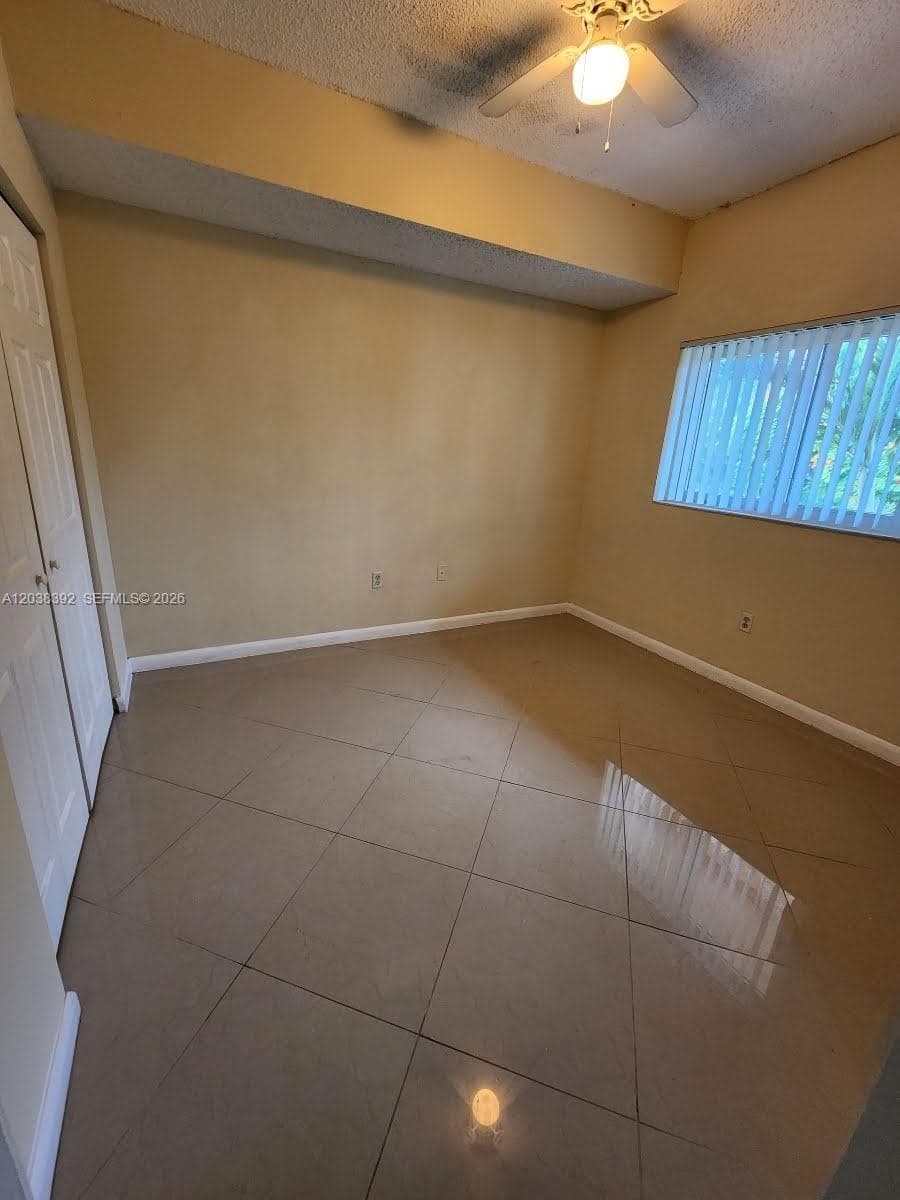 6992 SW 39th St # I101, Davie, FL 33314 photo 3