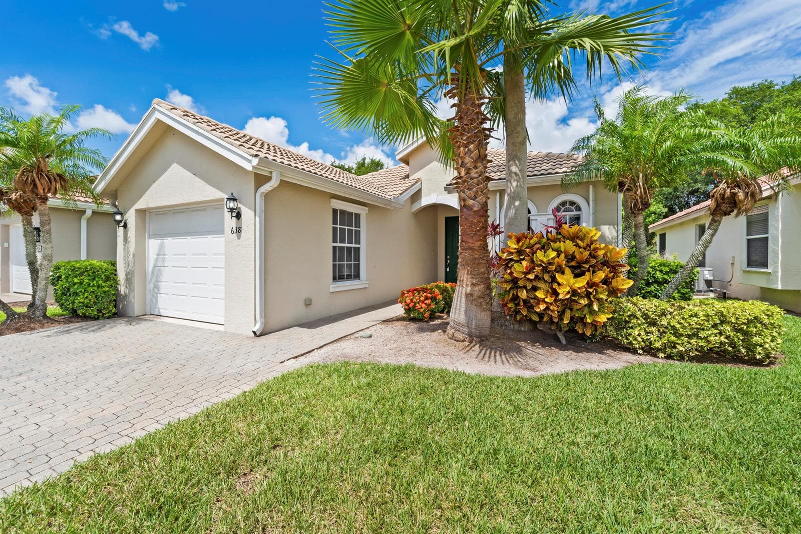 638 SW Treasure Cove, Port St. Lucie, FL 34986 photo 2