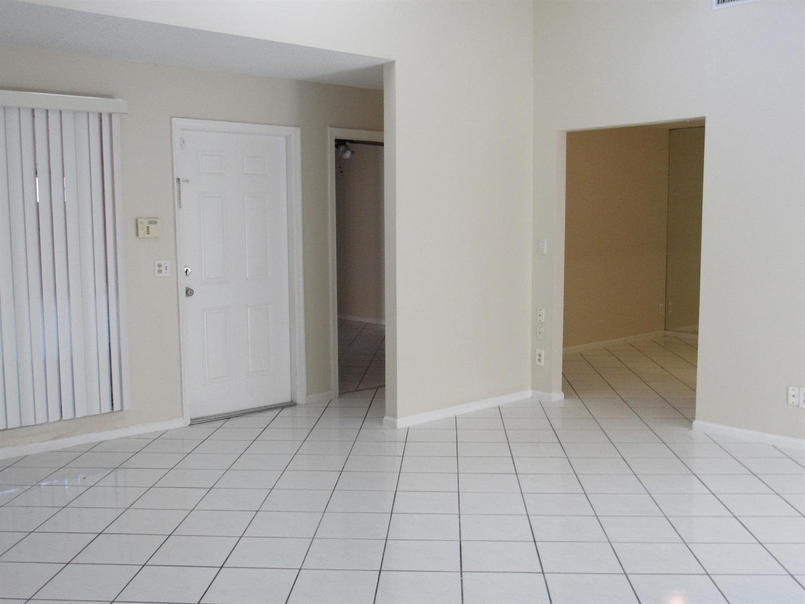 1065 Manor Drive, Palm Springs, FL 33461 photo 3