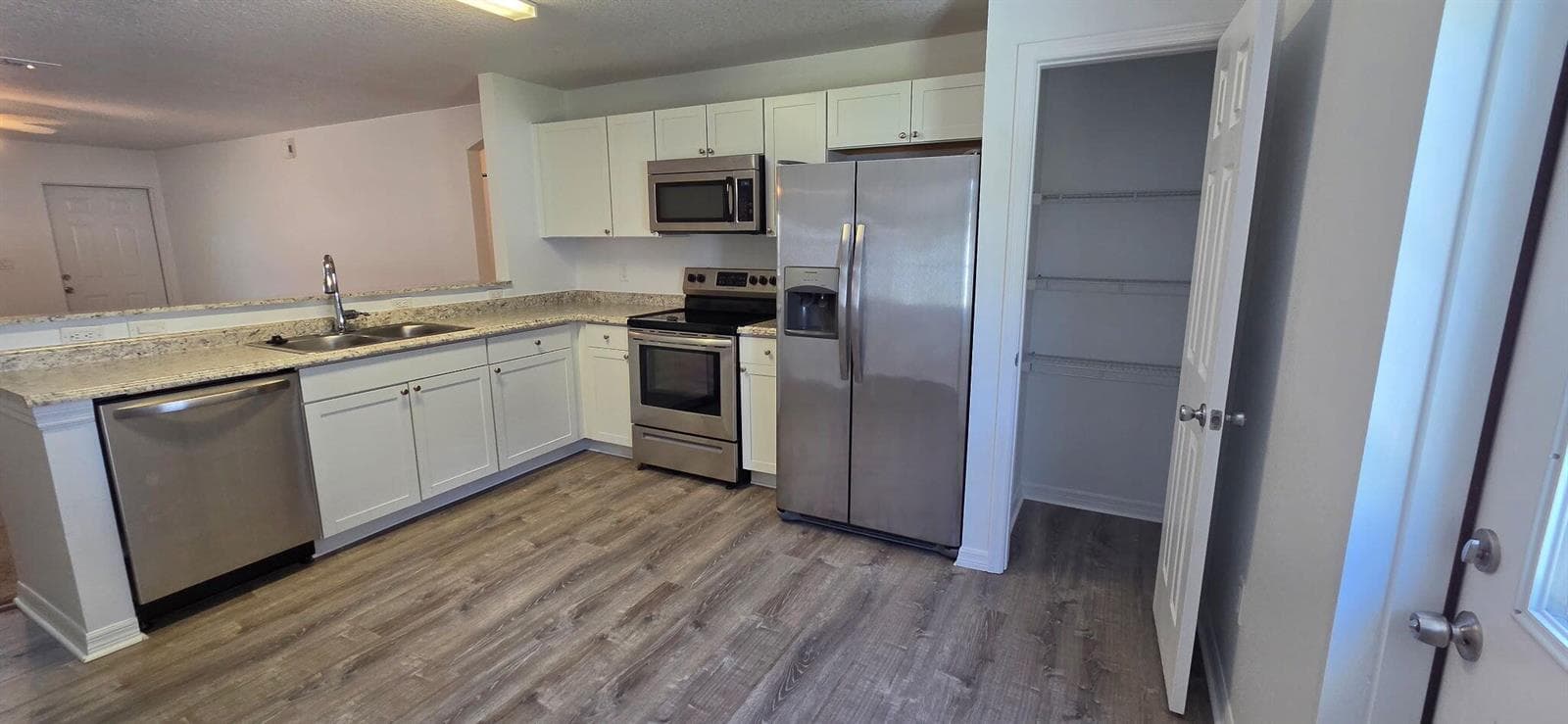 2135 SW 19th Ave Avenue SW, Vero Beach, FL 32962 photo 4