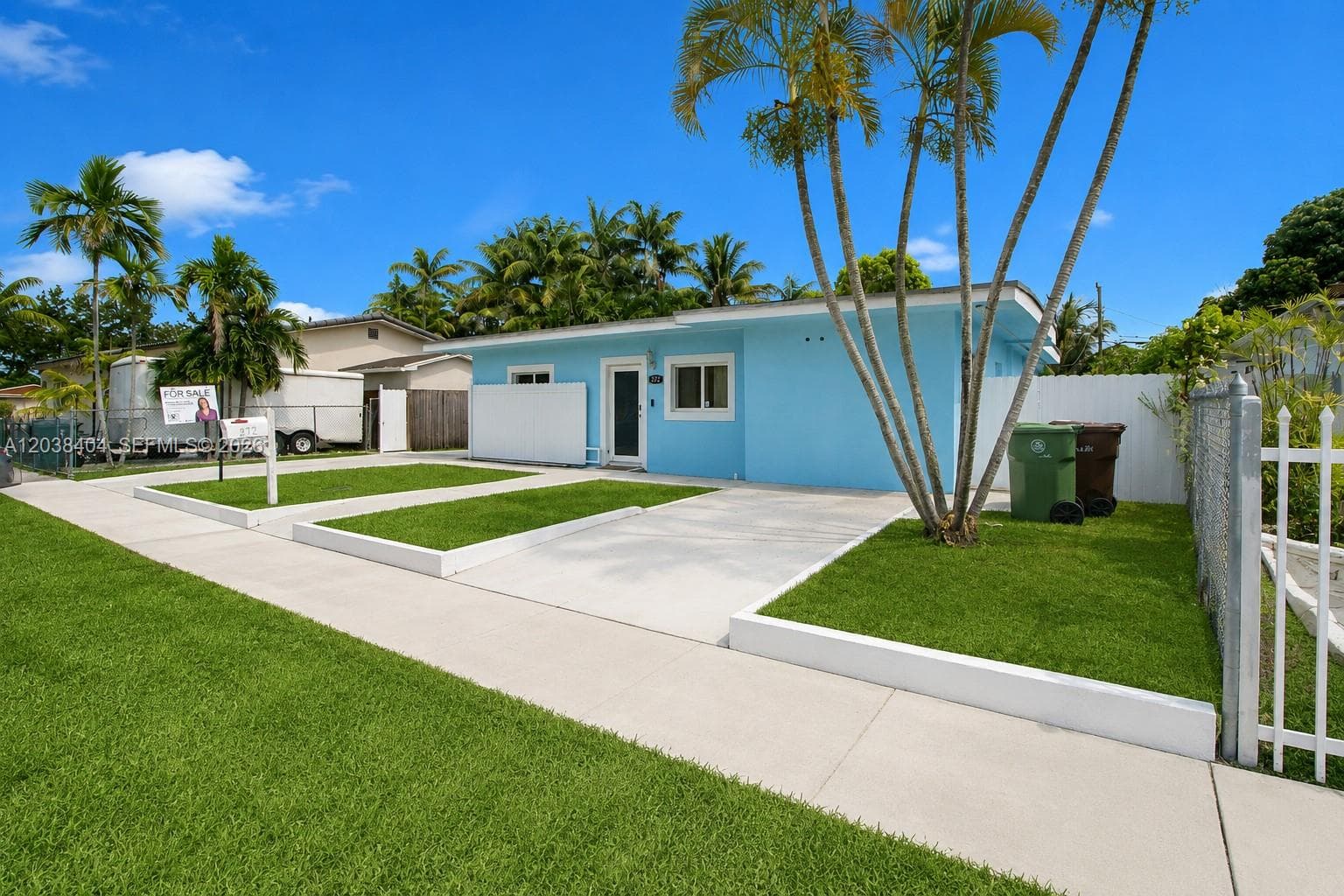 572 E 38th St, Hialeah, FL 33013 photo 5