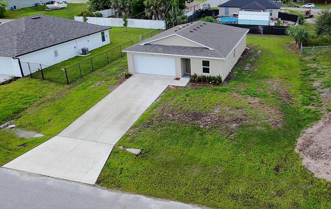 26 NE 12th Terrace, Cape Coral, FL 33909 photo 4