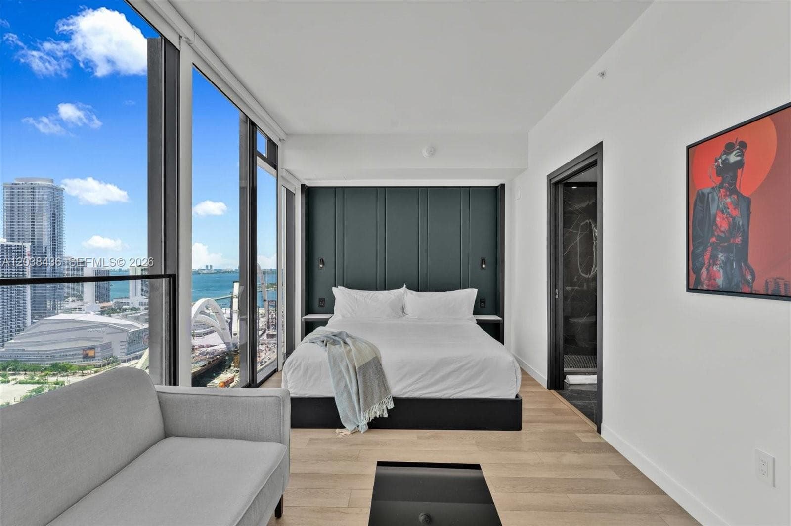 20 NE 11th St # 3105, Miami, FL 33132 photo 2
