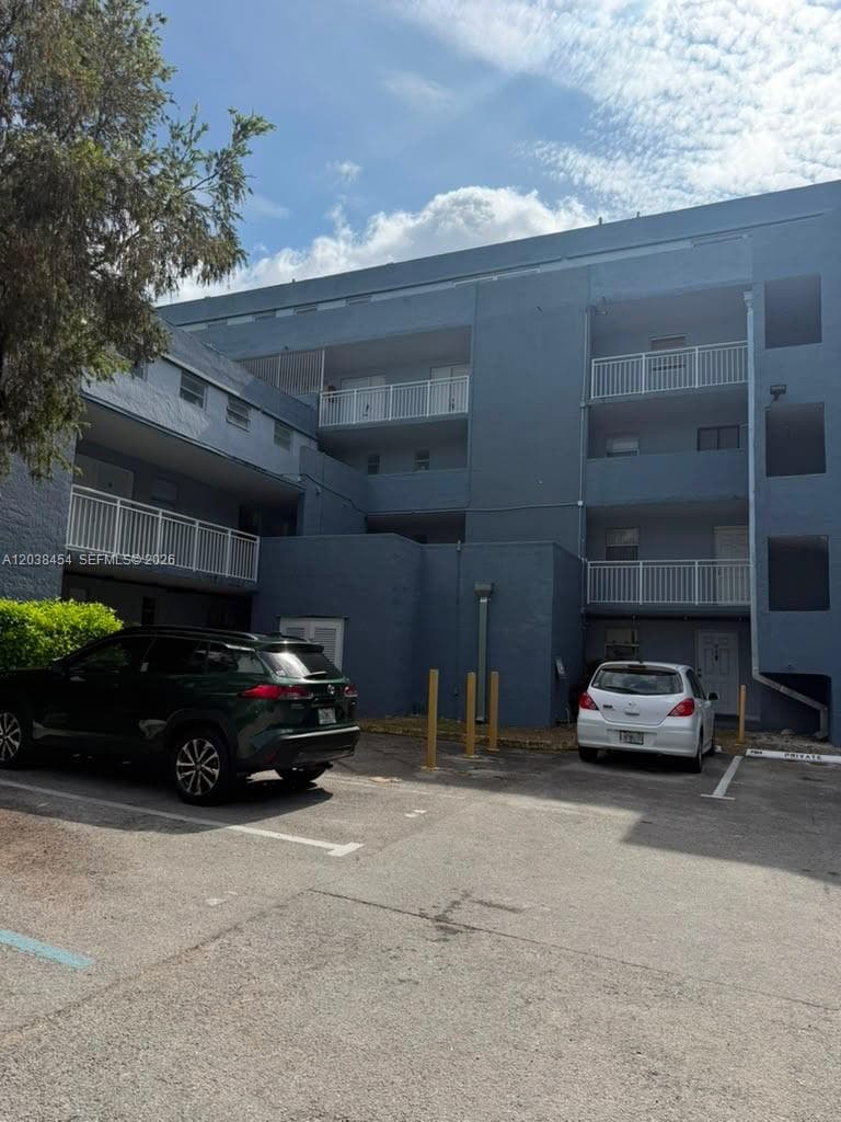 9375 Fontainebleau Blvd # L225, Miami, FL 33172 photo 4
