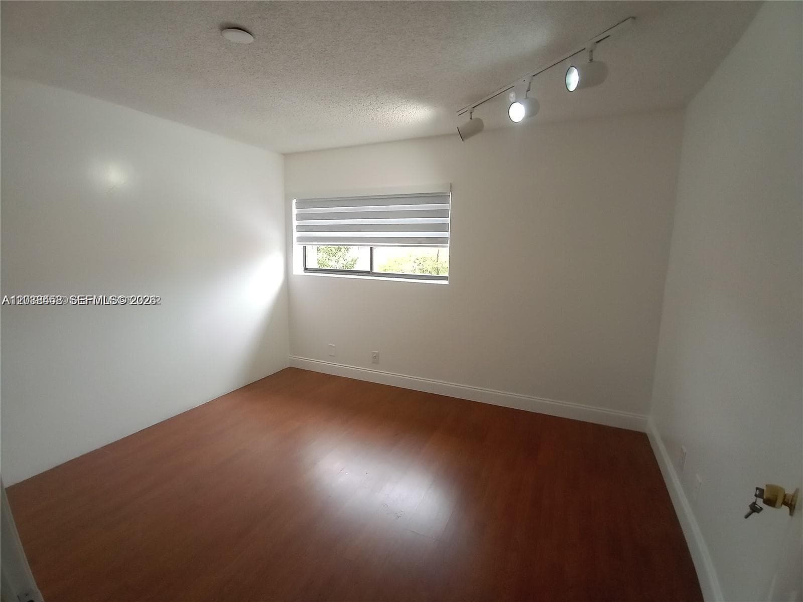 6533 NW 170th Ln, Hialeah, FL 33015 photo 5