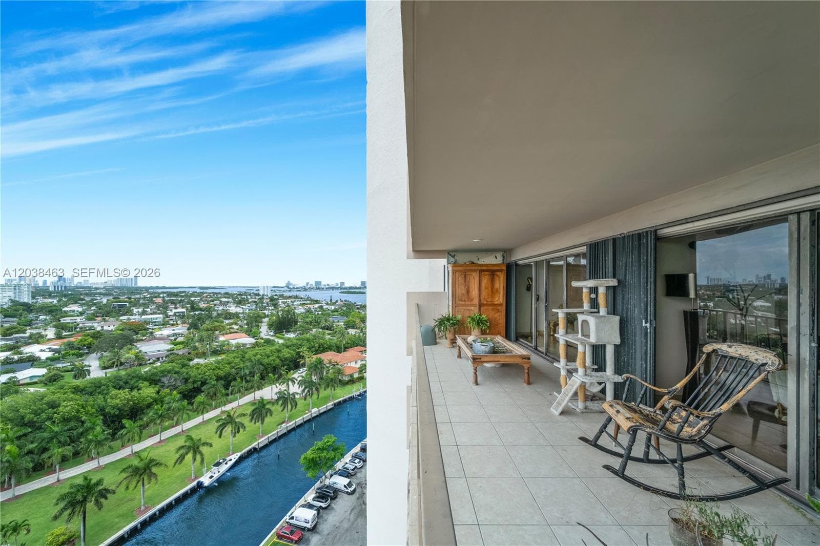 1800 NE 114th St # 1811, Miami, FL 33181 photo 3