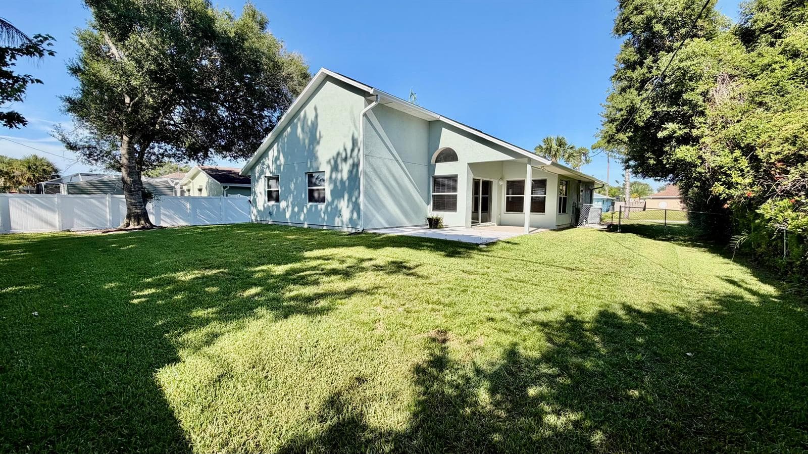 619 SE Forgal Street, Port St. Lucie, FL 34983 photo 4