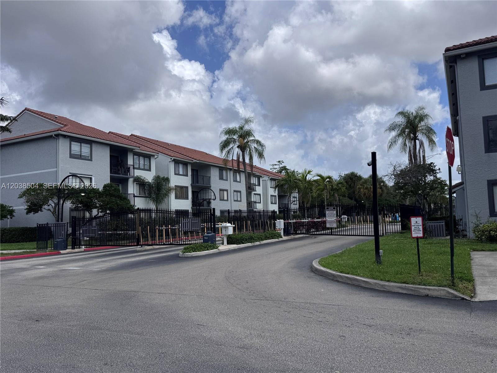 9100 W Atlantic Blvd # 622, Coral Springs, FL 33071 photo 3