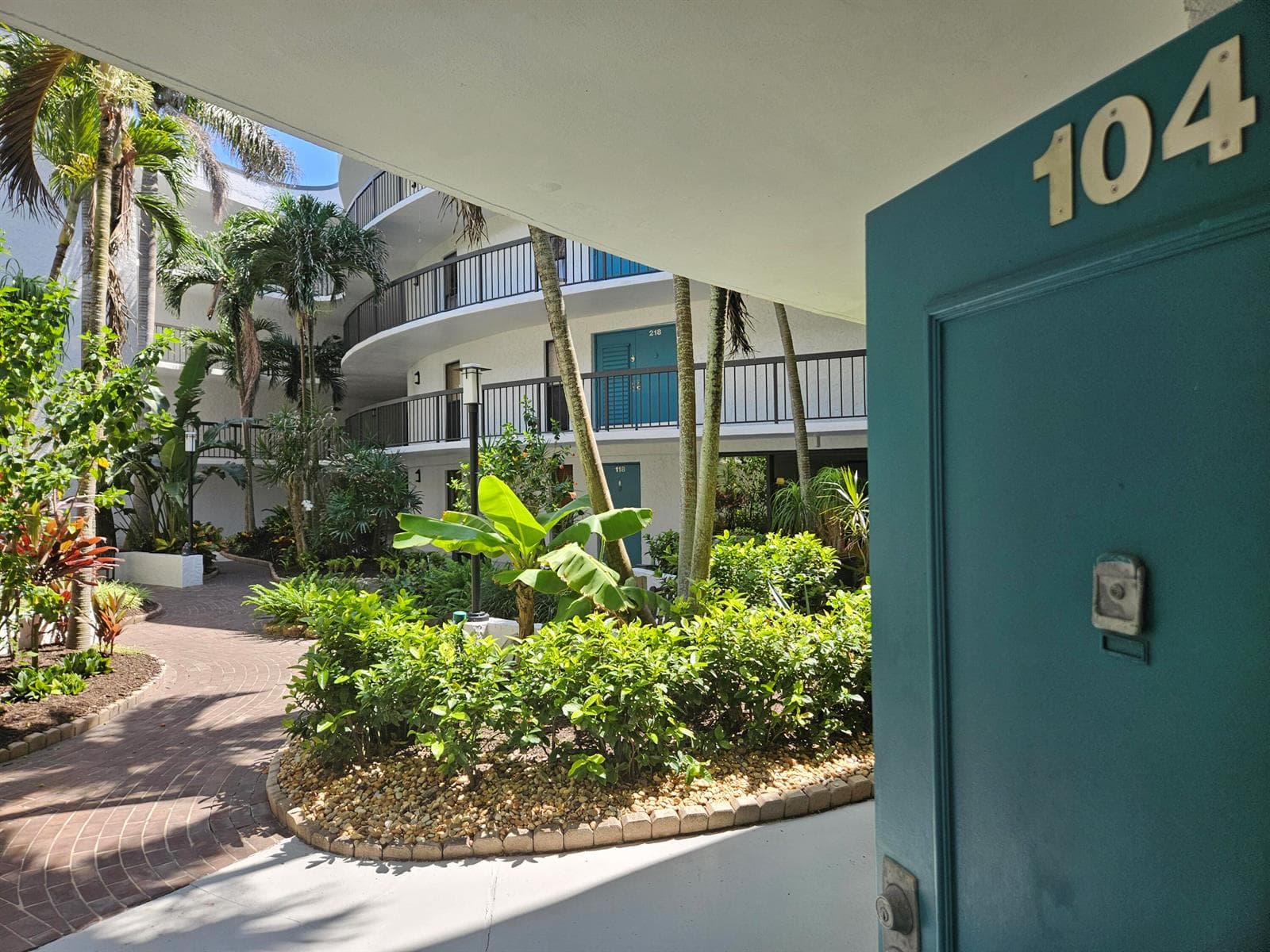 1357 NE Ocean # 104, Stuart, FL 34996 photo 2