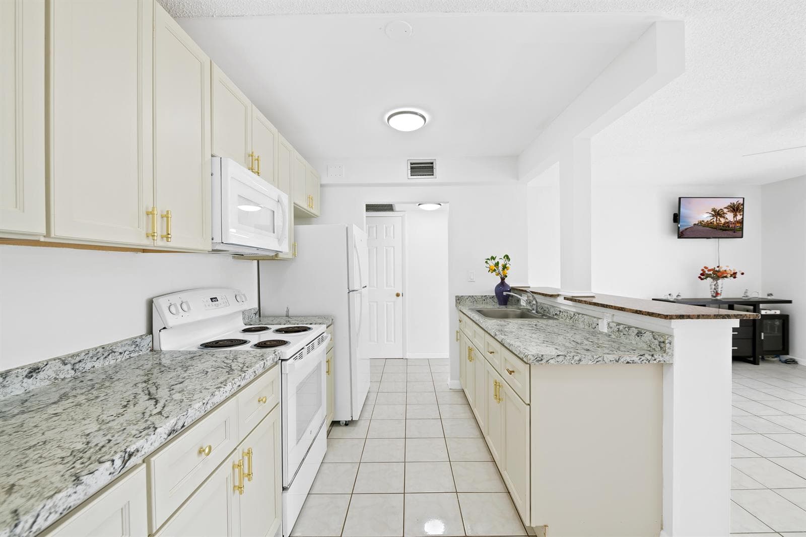 5190 E Sabal Palm Boulevard # 209, Tamarac, FL 33319 photo 3