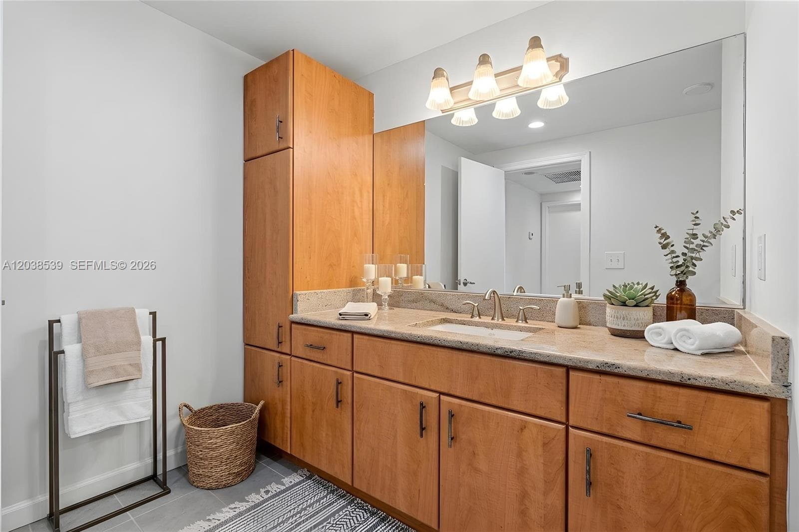 401 69th St # PH101, Miami Beach, FL 33141 photo 3