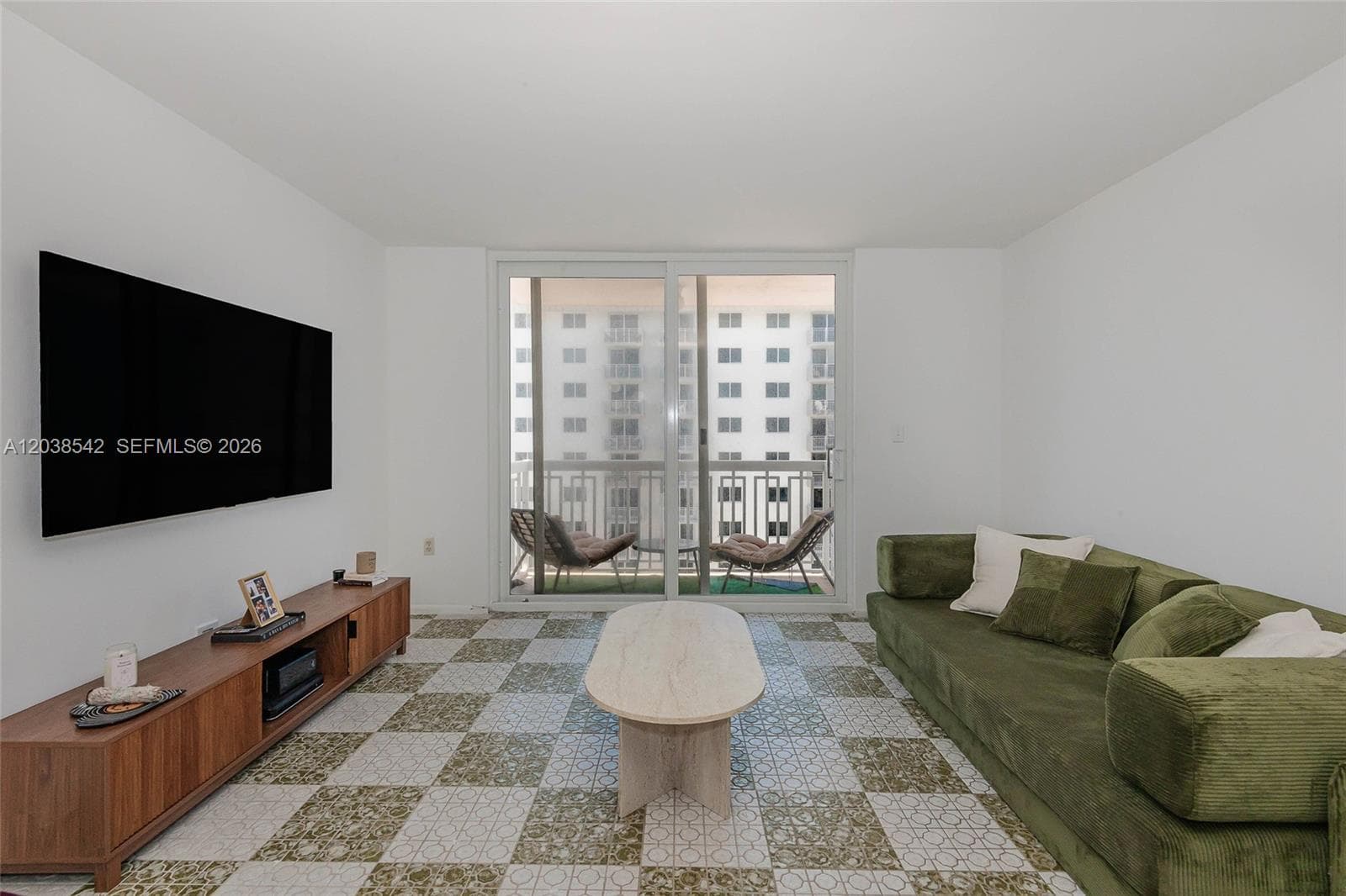 401 Ocean Dr # 810, Miami Beach, FL 33139 photo 4