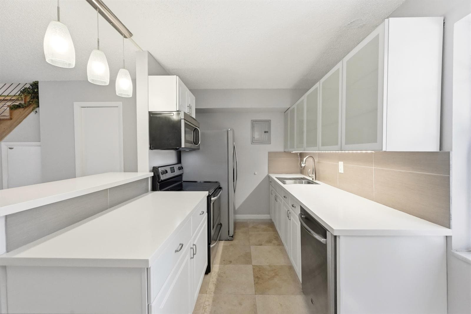 905 NE 28th Street # 206, Wilton Manors, FL 33334 photo 4
