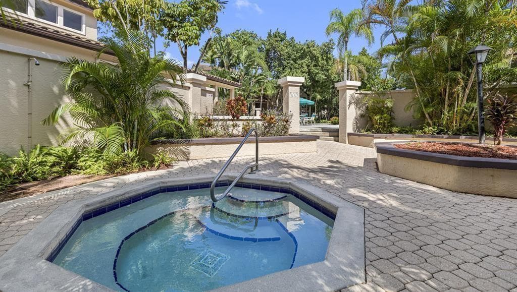 4341 W Mcnab Road # 10, Pompano Beach, FL 33069 photo 4