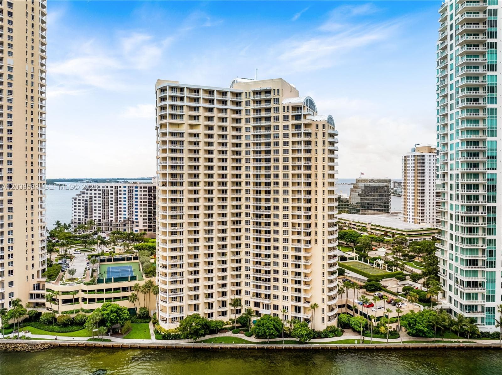 888 Brickell Key Dr # 1010, Miami, FL 33131 photo 2