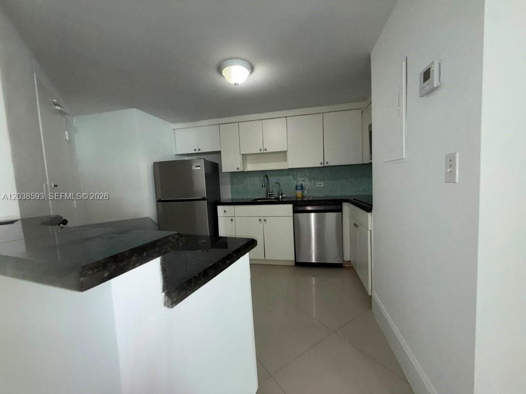 801 Brickell Bay Dr # 765, Miami, FL 33131 photo 4