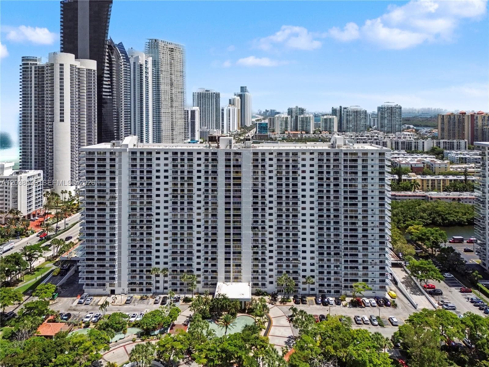 210 174th St # M18, Sunny Isles Beach, FL 33160 photo 3