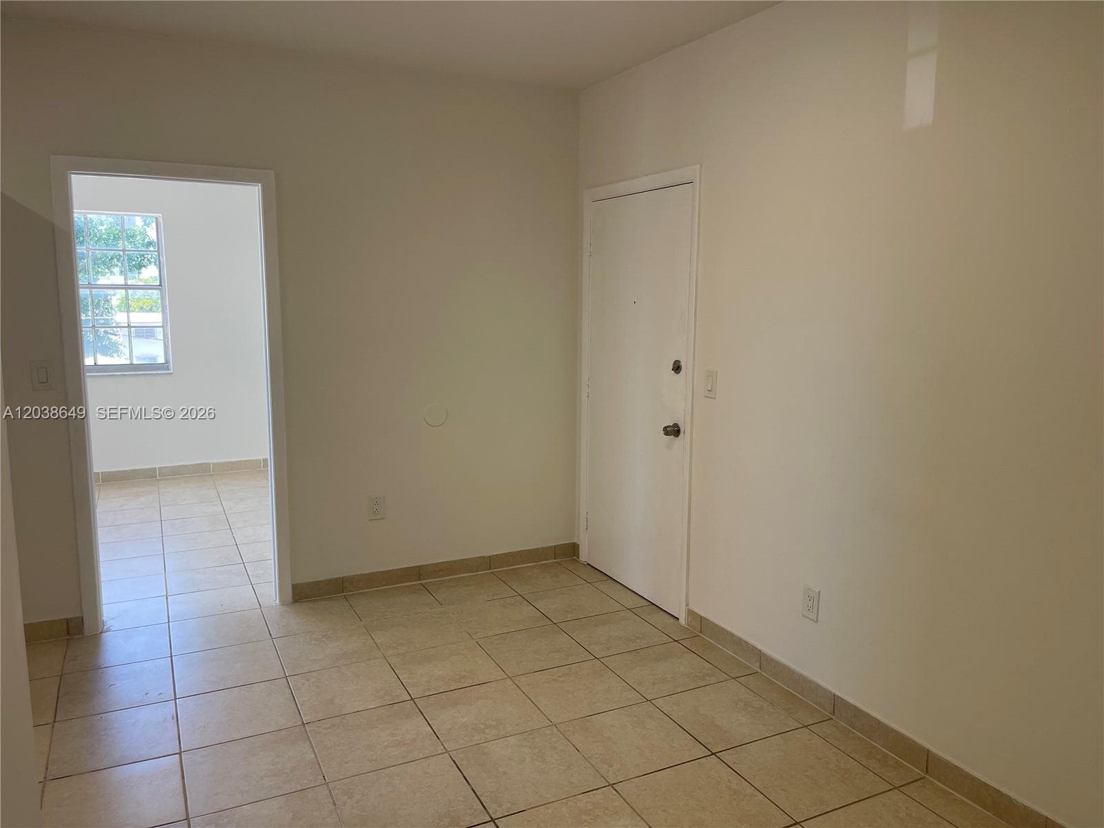 1043 NW 2nd St # 14, Miami, FL 33128 photo 4