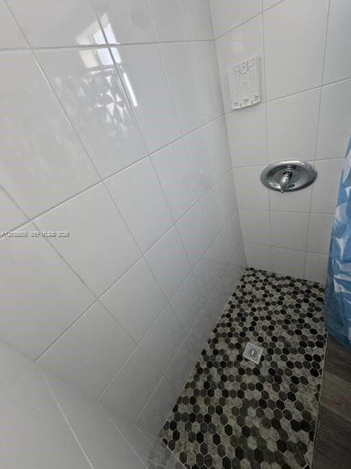 7638 N Miami Ave # 1, Miami, FL 33150 photo 4