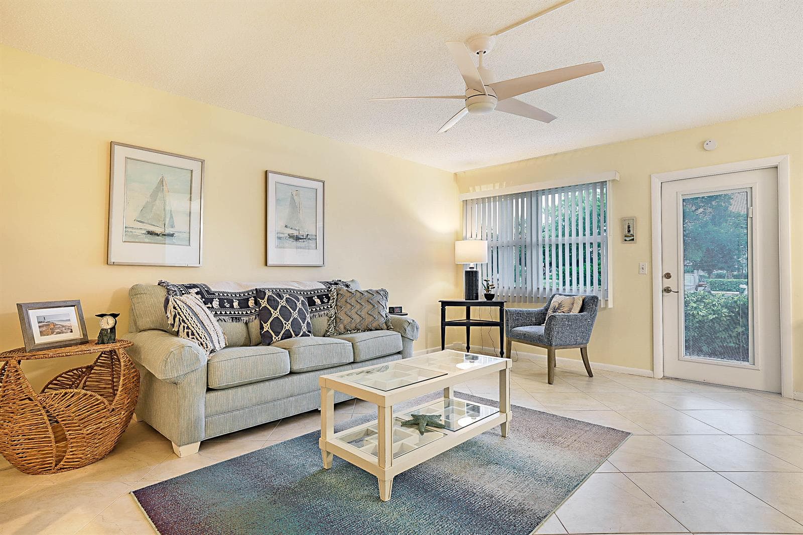 1023 Ellesmere B, Deerfield Beach, FL 33442 photo 3