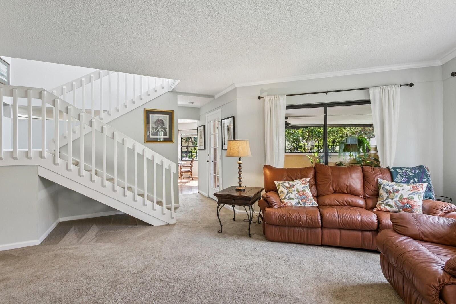 24 Uno Lago Drive, Juno Beach, FL 33408 photo 2