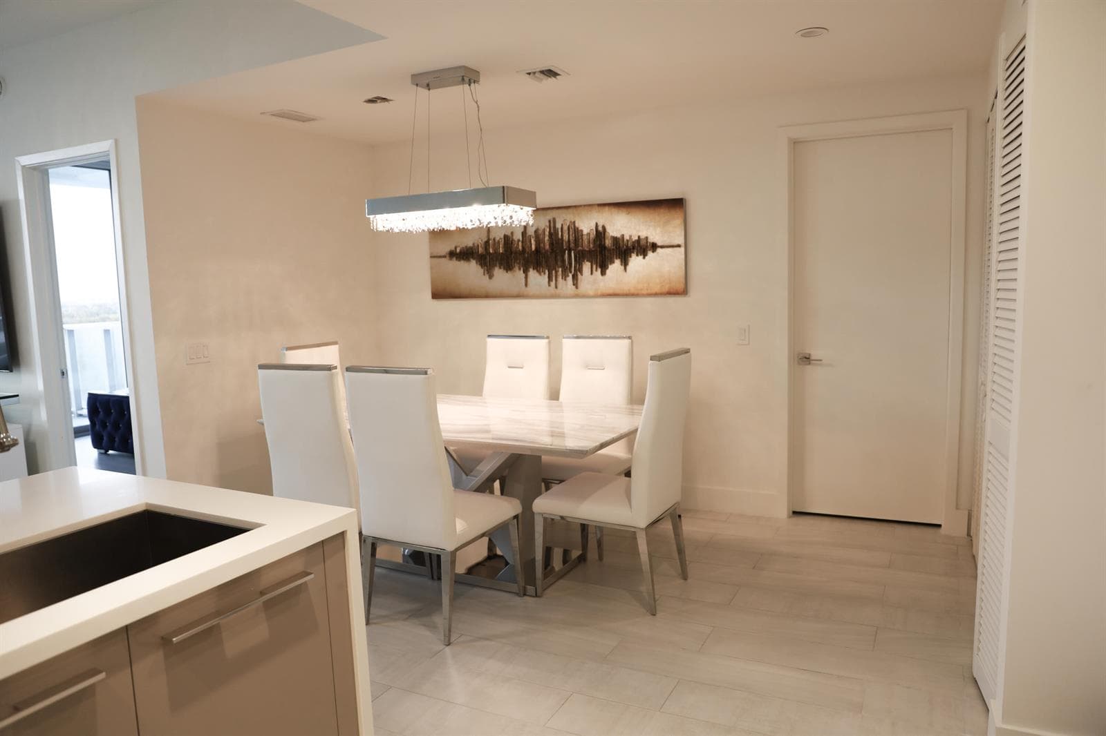 2000 Metropica Way # 811, Sunrise, FL 33323 photo 3